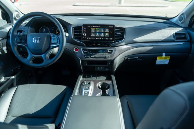 2025 Honda Ridgeline RTL photo 14