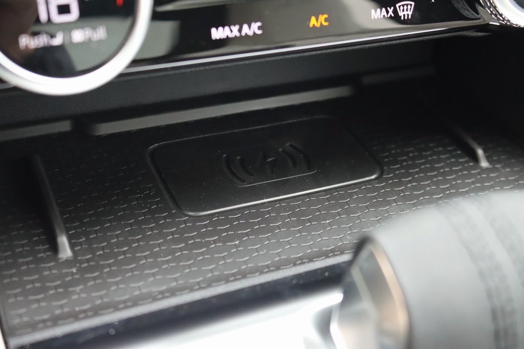 2026 JAGUAR F-PACE - Image 30