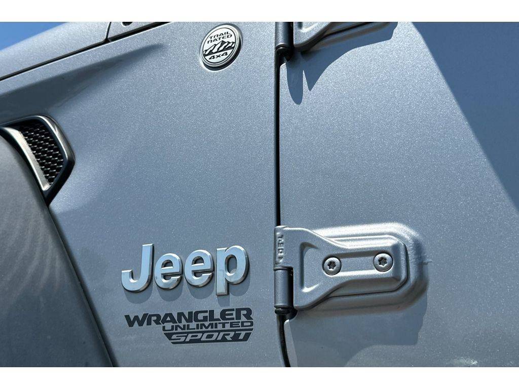 2019 Jeep Wrangler Sport S photo 16