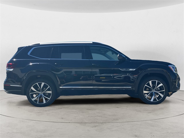 2025 Volkswagen Atlas SEL Premium R-Line photo 3
