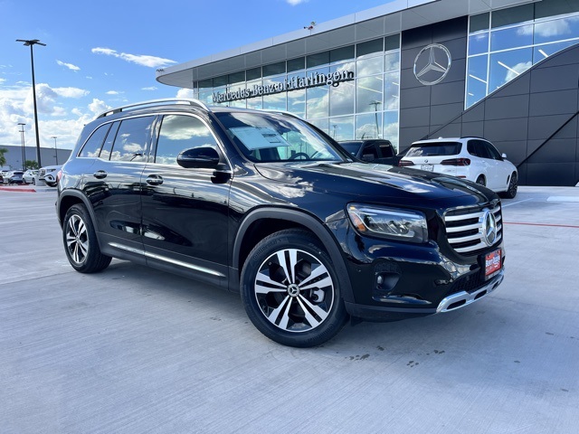 2025 Mercedes-Benz GLB Base's photo