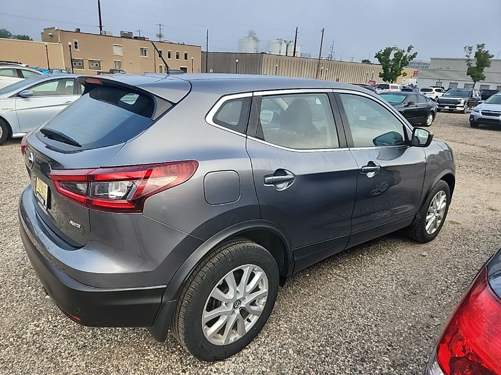 2021 Nissan Rogue Sport S photo 4