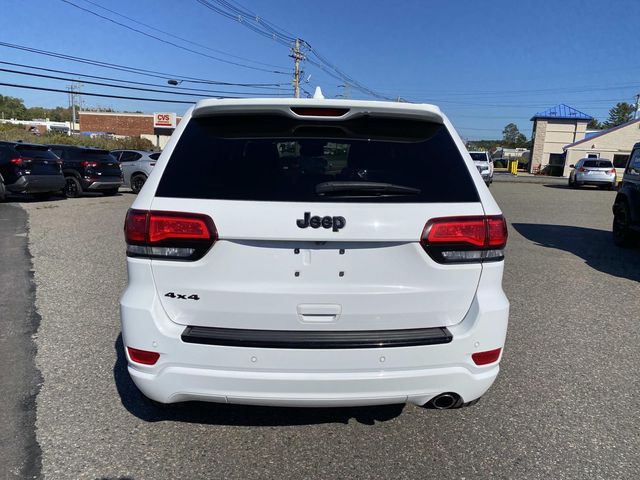 2018 Jeep Grand Cherokee Altitude photo 4