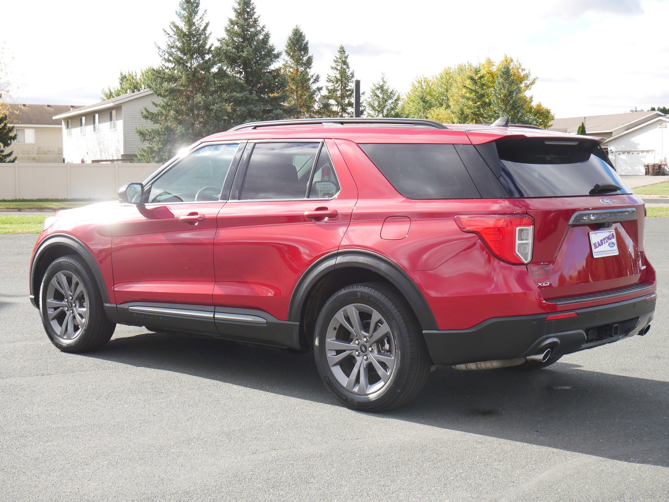 2022 Ford Explorer XLT photo 2