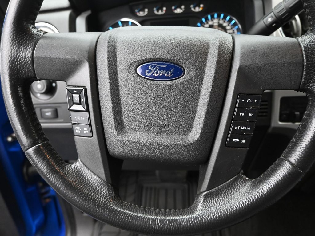 2013 Ford F-150 XLT photo 11