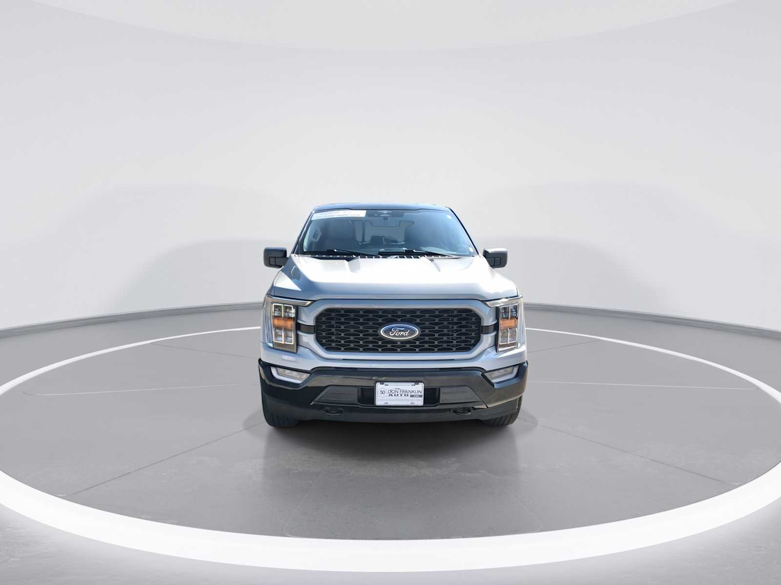 2023 Ford F-150 XLT photo 3