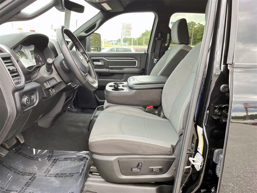 2024 Ram 2500 Big Horn photo 18
