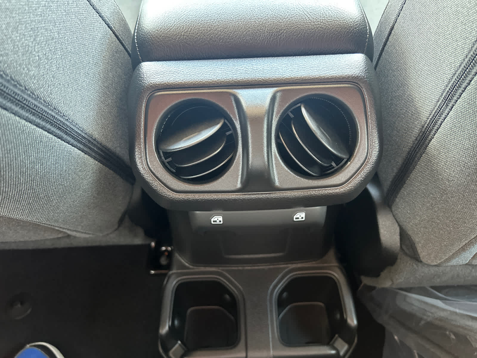 2025 Jeep Gladiator Willys Sport S photo 11