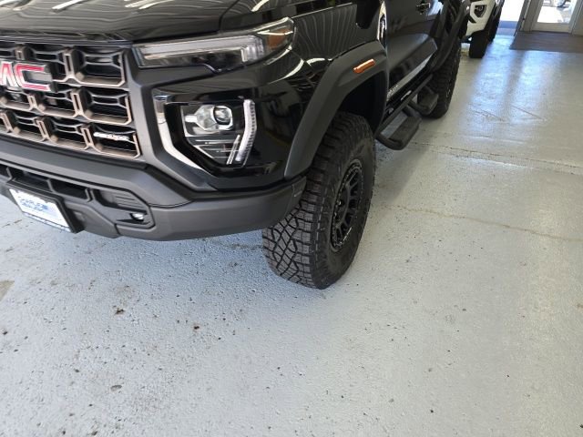 2024 Gmc Canyon AT4X photo 4