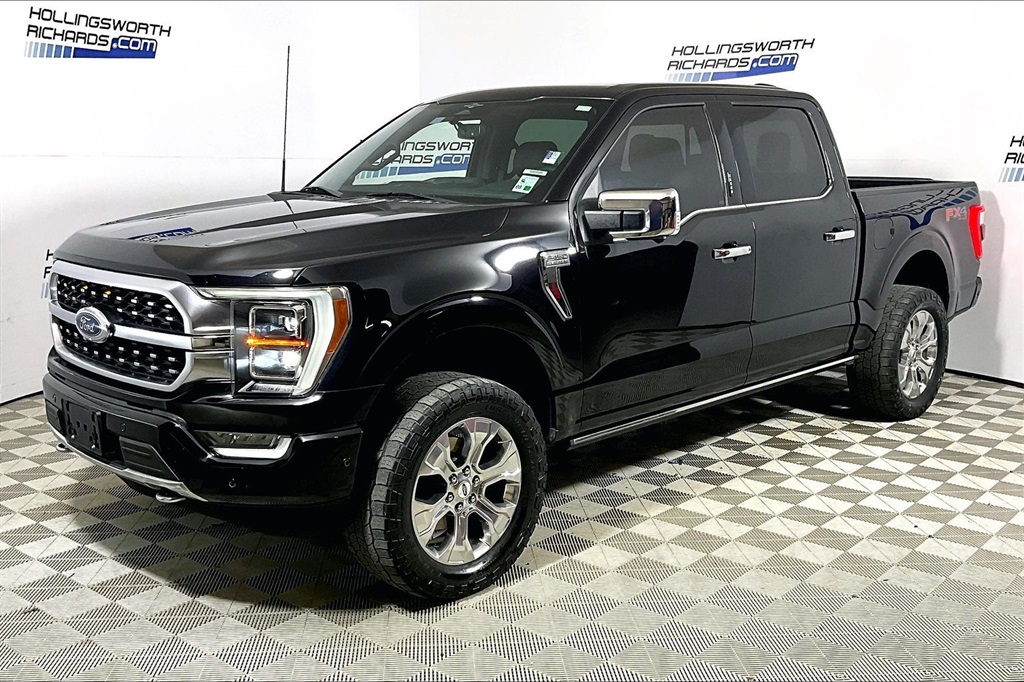 2023 Ford F-150 Platinum's photo