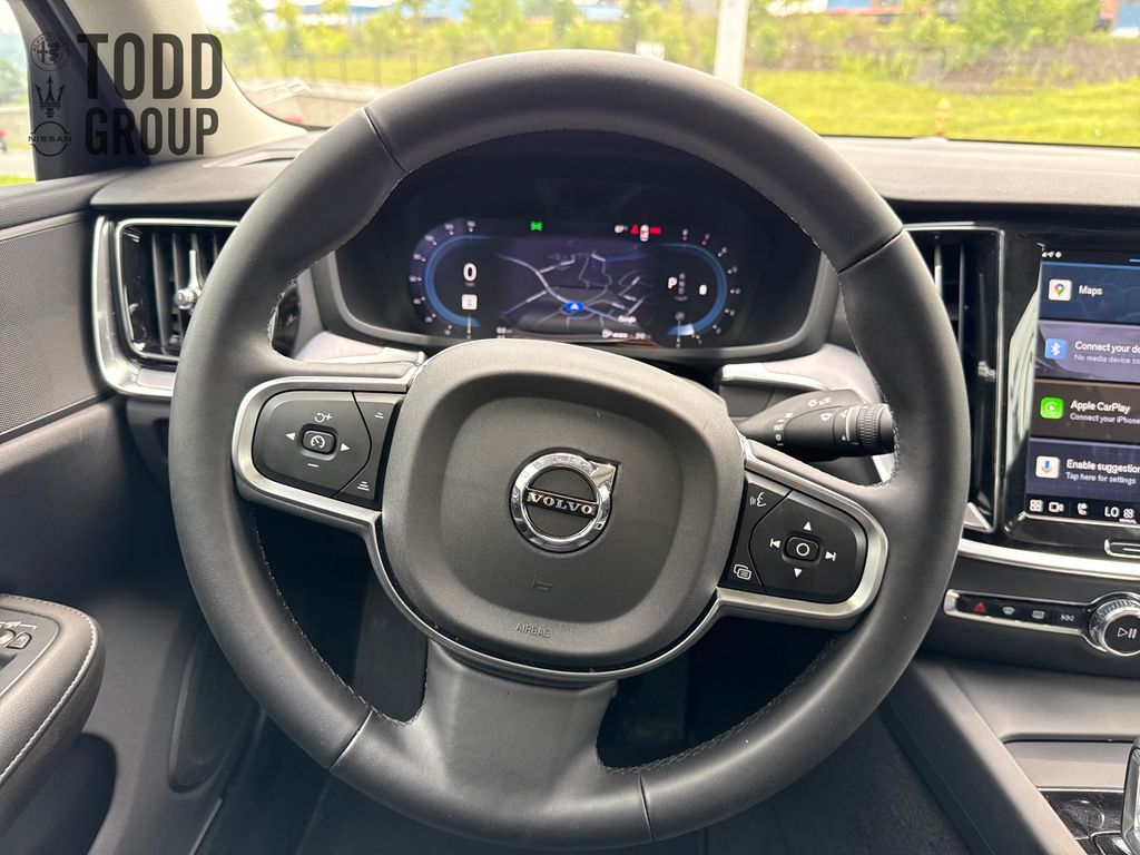 2025 Volvo S60 B5 AWD Core photo 14