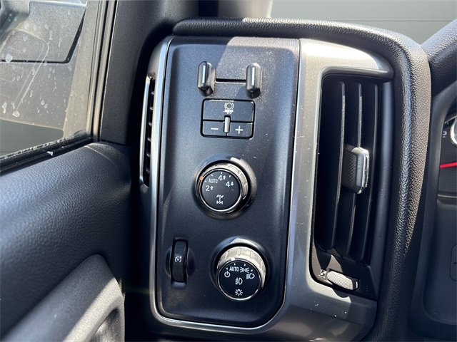 2016 Chevrolet Silverado 1500 LT photo 26
