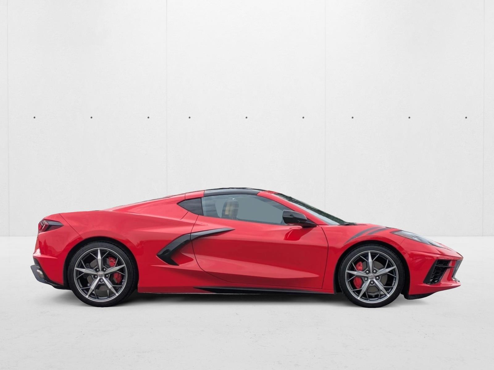 2023 Chevrolet Corvette Stingray Coupe 2LT photo 4