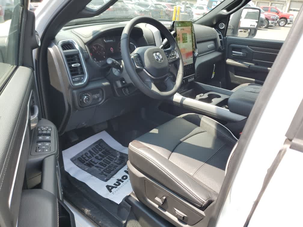 2025 Ram 2500 Laramie photo 12