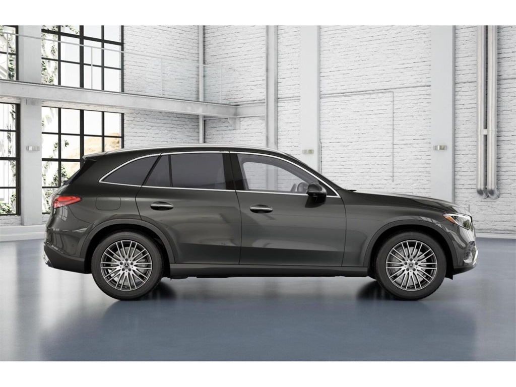 2026 Mercedes Benz GLC 300 4MATIC photo 2
