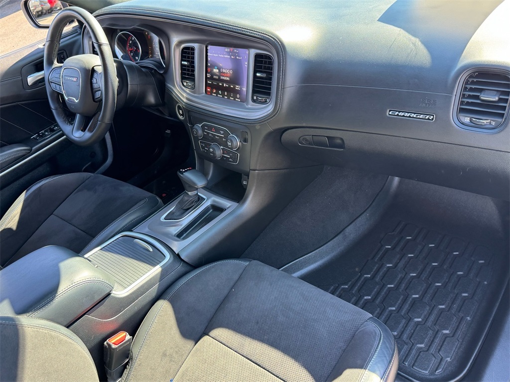 2023 Dodge Charger R/T photo 22