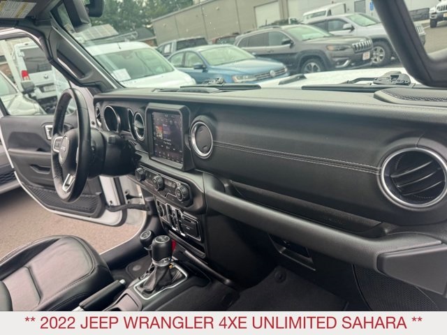 2022 Jeep Wrangler Unlimited Sahara 4xe photo 21