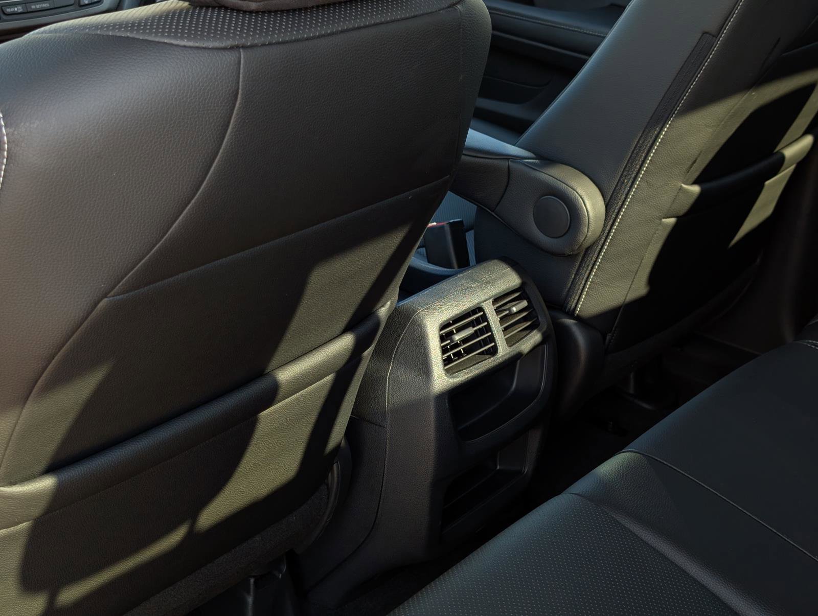 2023 Honda Ridgeline RTL photo 32