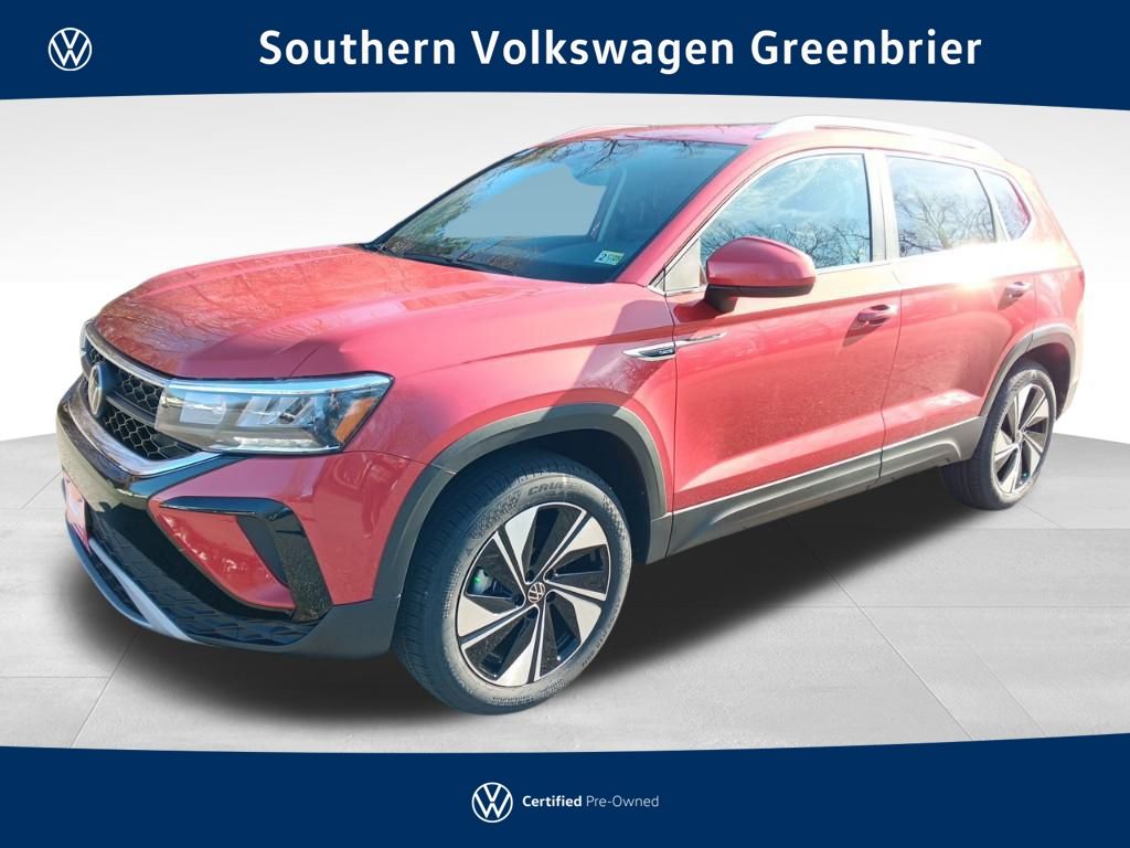 2024 Volkswagen Taos SE's photo