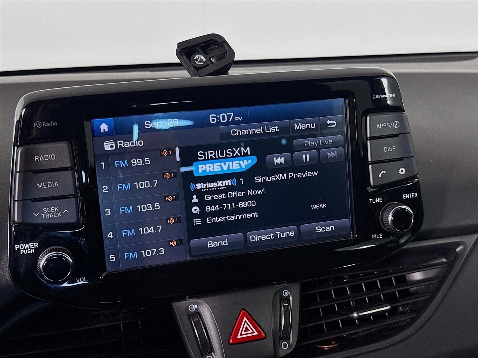 2020 Hyundai Elantra GT Base photo 14