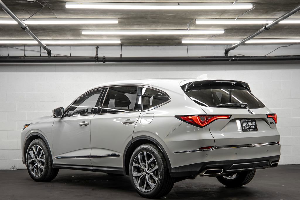 2022 Acura MDX Technology photo 3