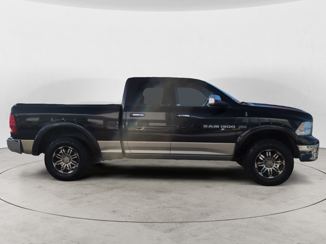 2011 Ram 1500 Laramie photo 3