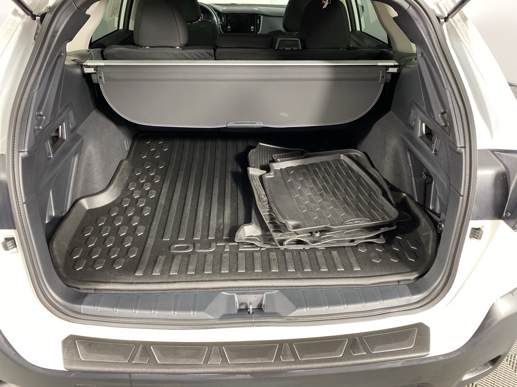 2025 Subaru Outback Premium photo 10