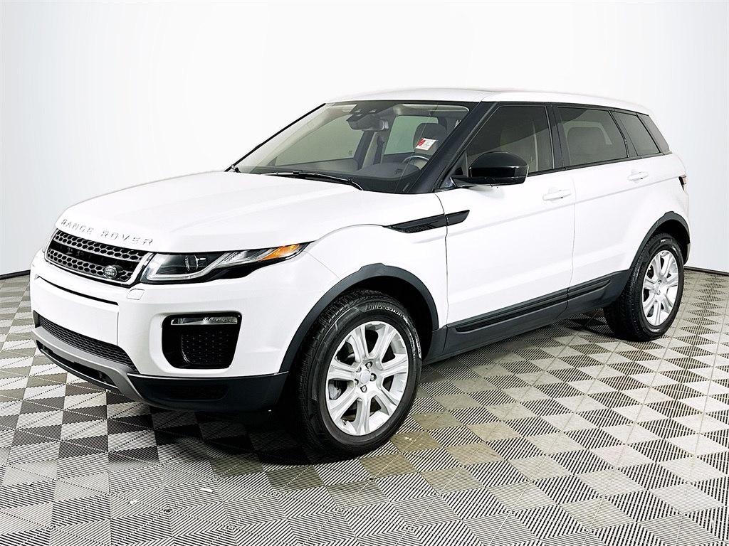 2017 Land Rover Range Rover Evoque SE's photo