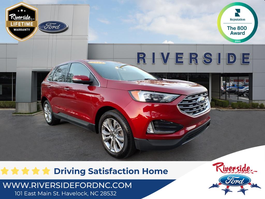 2024 Ford Edge Titanium's photo