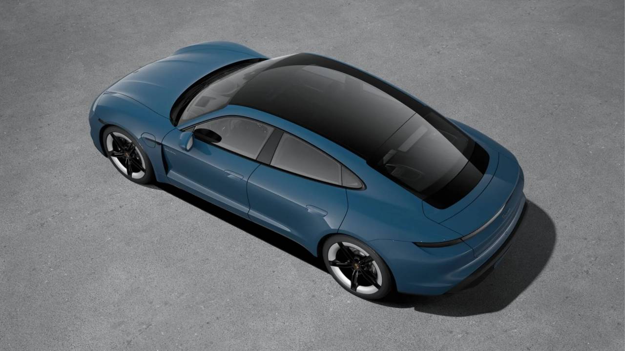 2026 Porsche Taycan 4 photo 4