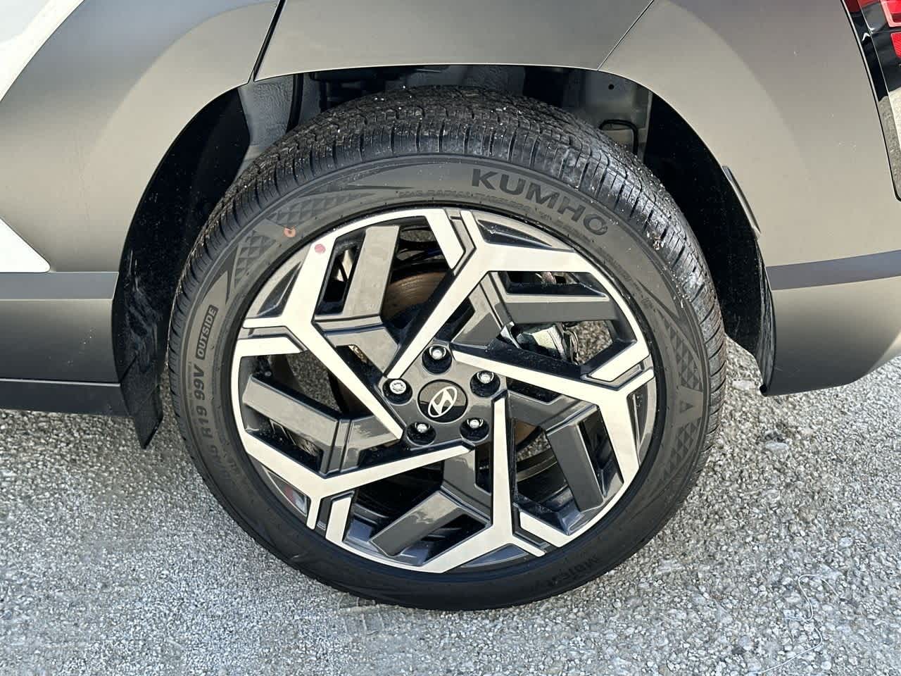 2026 Hyundai Kona SEL photo 9