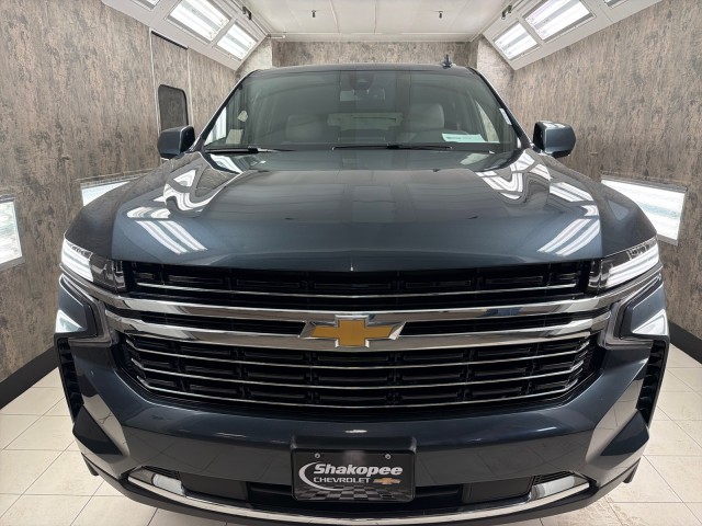 Used 2021 Chevrolet Suburban LT with VIN 1GNSKCKD5MR294606 for sale in Shakopee, Minnesota