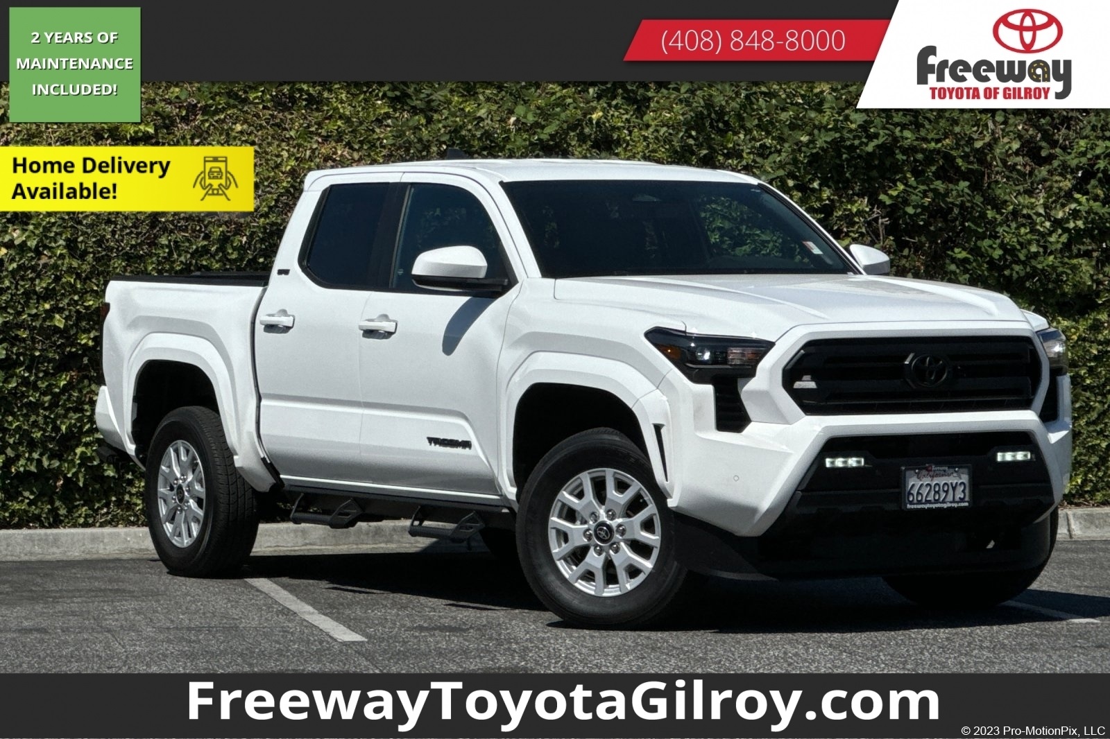 2024 Toyota Tacoma SR5's photo