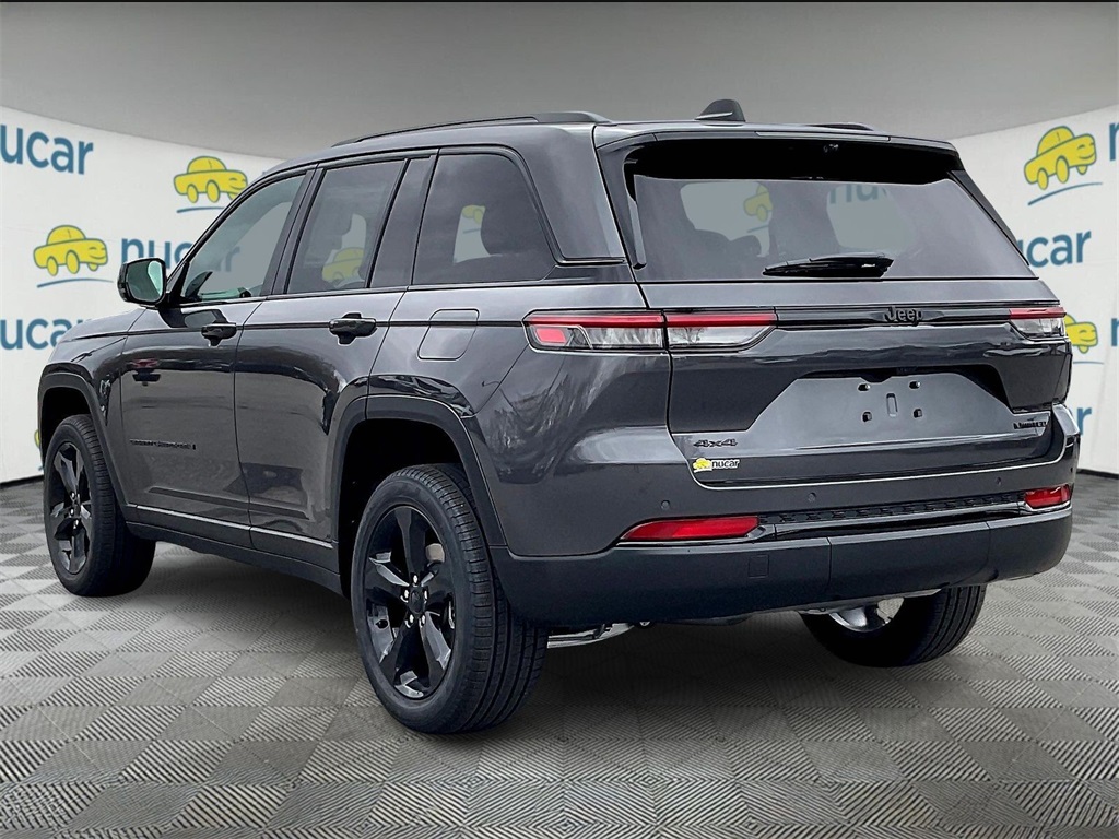 2025 Jeep Grand Cherokee Limited photo 4