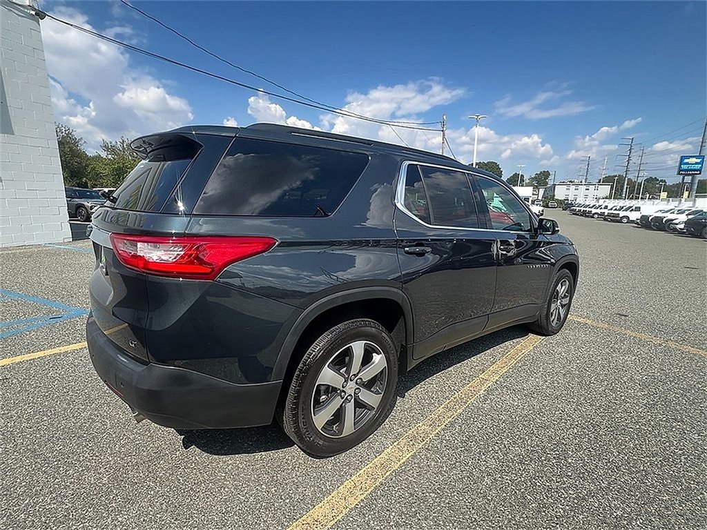 2019 Chevrolet Traverse Leather photo 3