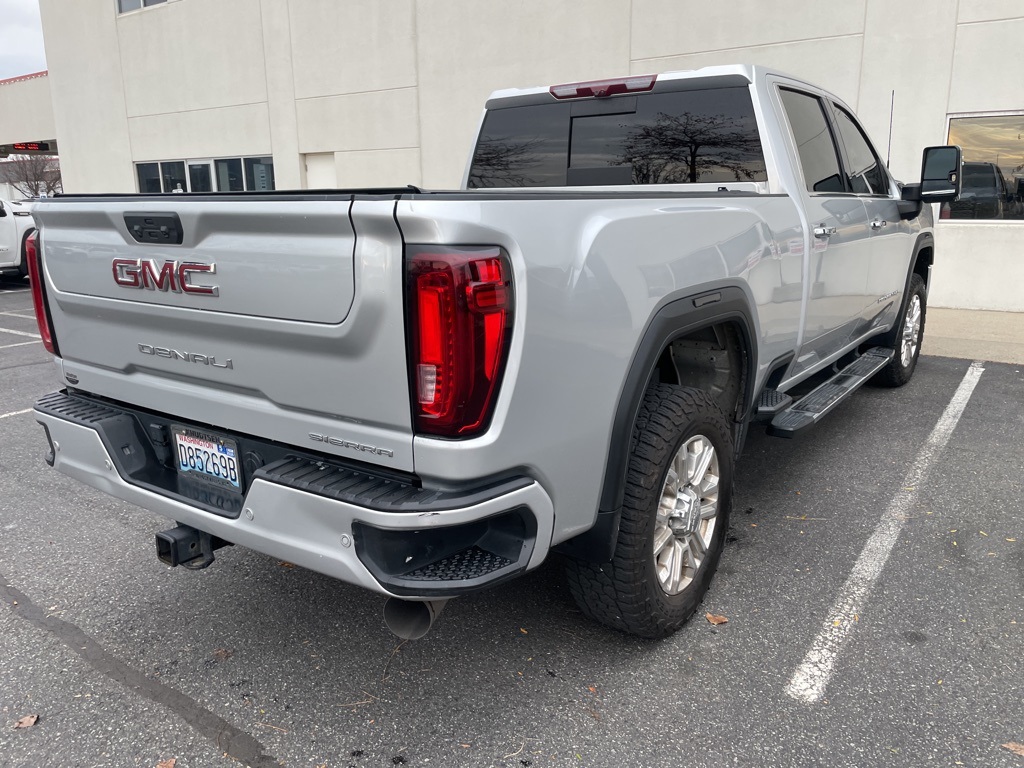 2022 Gmc Sierra 3500 HD Denali photo 3