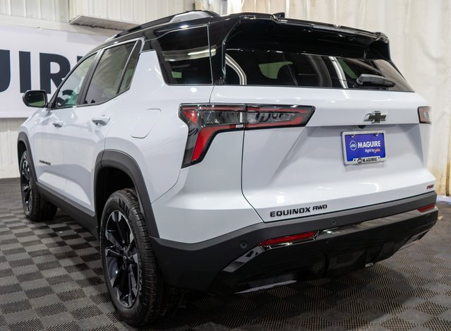 2026 Chevrolet Equinox RS photo 4