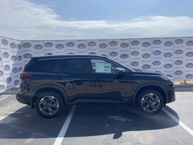 2026 Nissan Rogue SV's photo