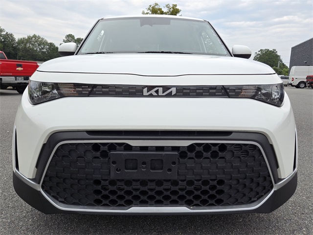 2024 Kia Soul LX photo 18