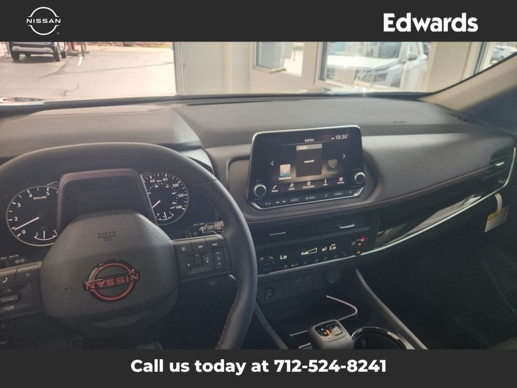 2026 Nissan Rogue SV photo 20
