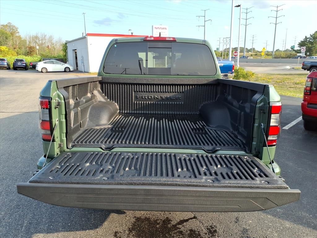 2025 Nissan Frontier PRO-4X photo 8