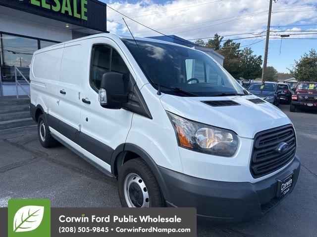 2017 Ford Transit photo 3