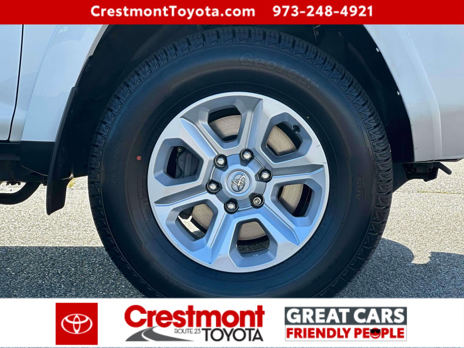 2023 Toyota 4Runner SR5 Premium photo 3