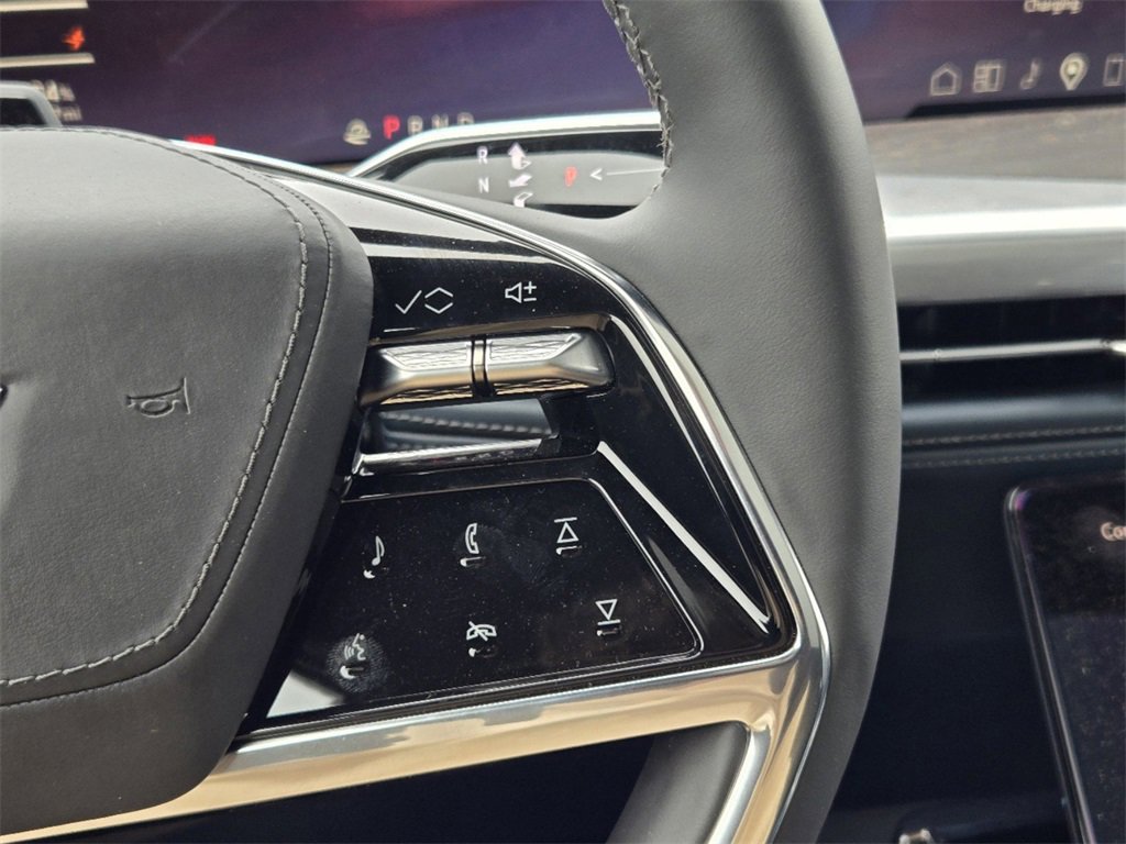 2025 Cadillac Escalade IQ Sport photo 22