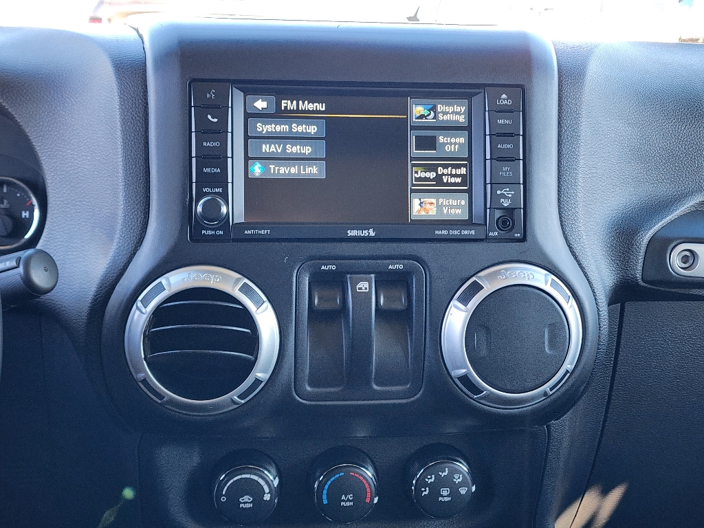 2015 Jeep Wrangler Sahara photo 2