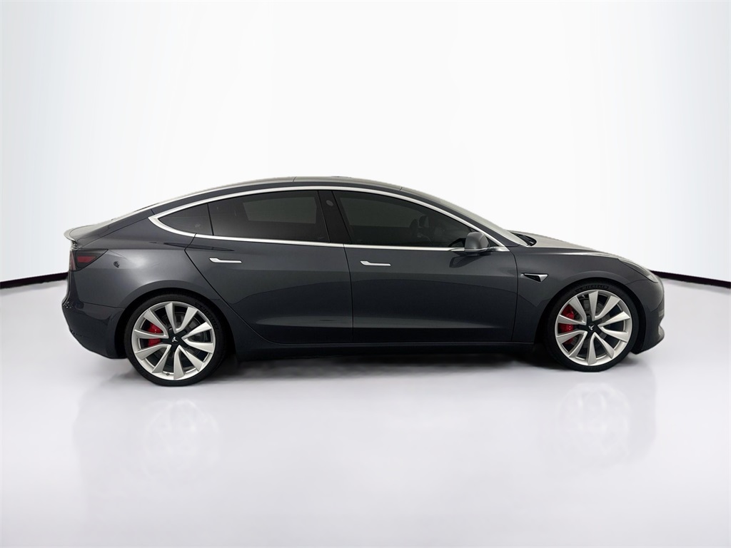 2018 Tesla Model 3 Long Range photo 4