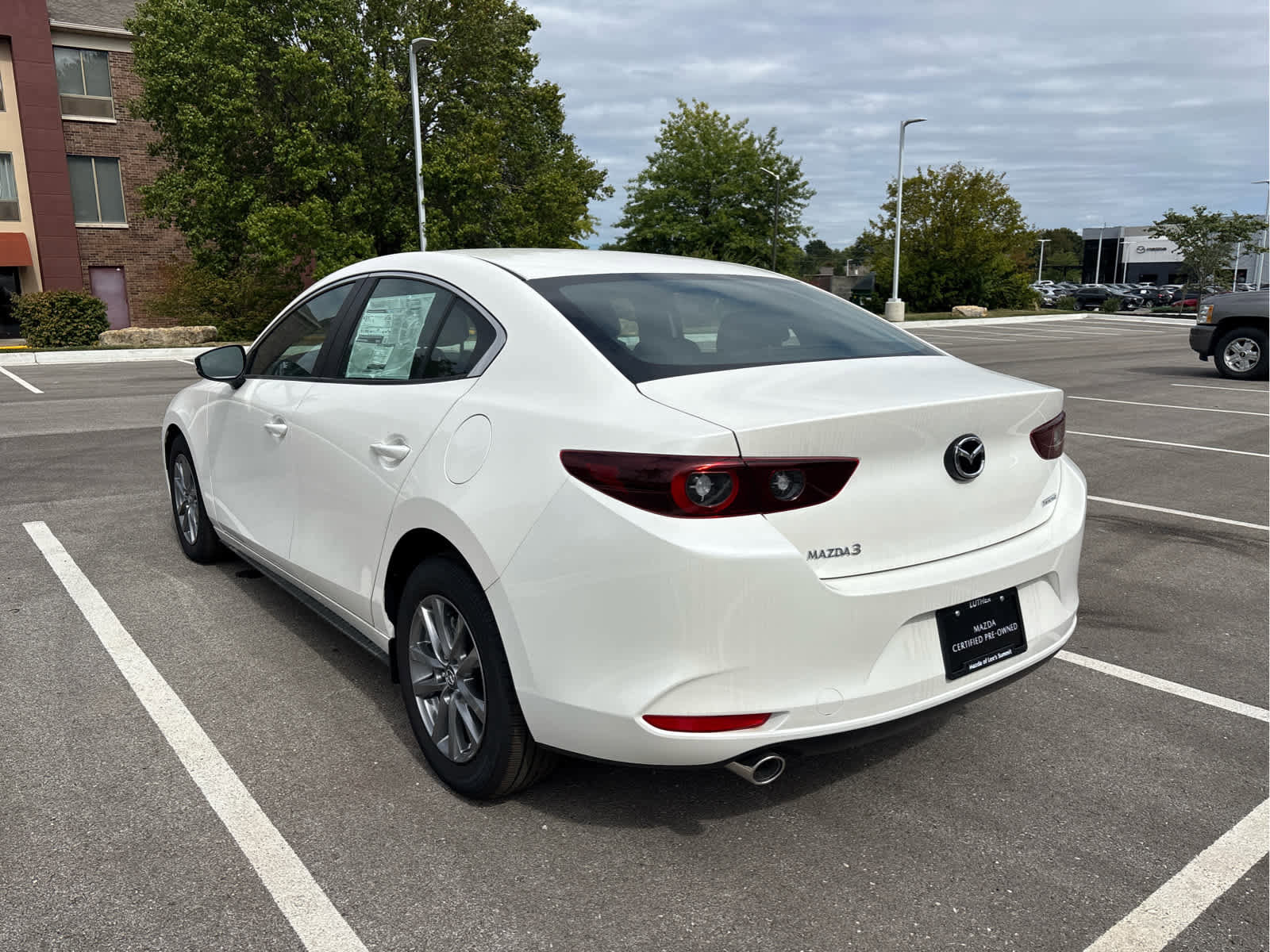 2025 Mazda Mazda3 2.5 s photo 3