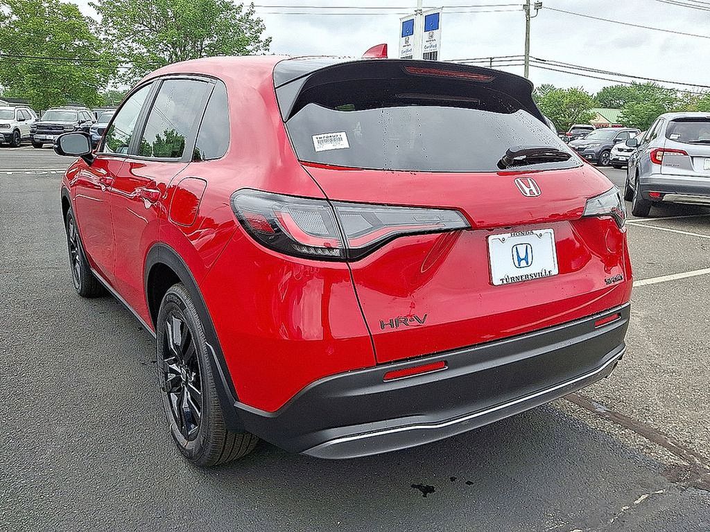 2026 Honda HR-V Sport photo 3