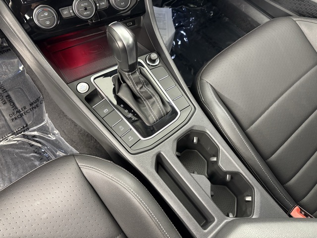 2021 Volkswagen Jetta SEL photo 16