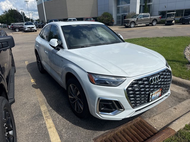 Used 2022 Audi Q5 Sportback Premium with VIN WA14AAFY7N2053446 for sale in Apple Valley, Minnesota